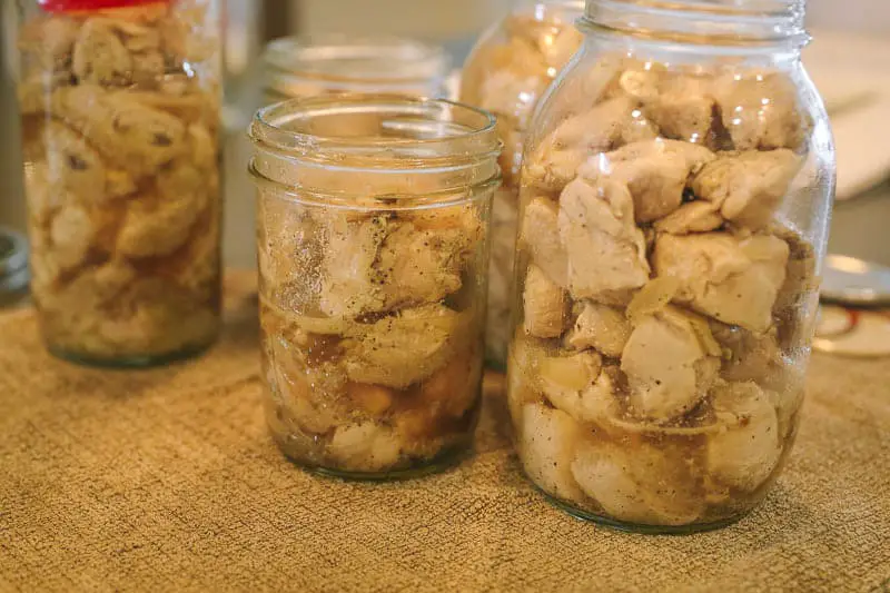 ¿Cuánto tiempo puedes dejar el pollo crudo?