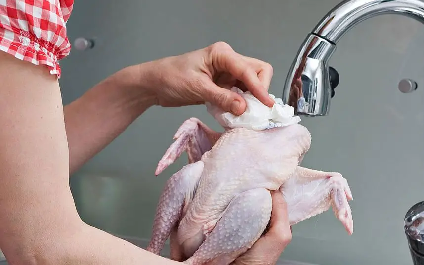 como saber si el pollo crudo es malo