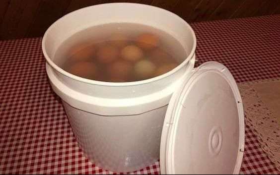 Huevos de cristal de agua