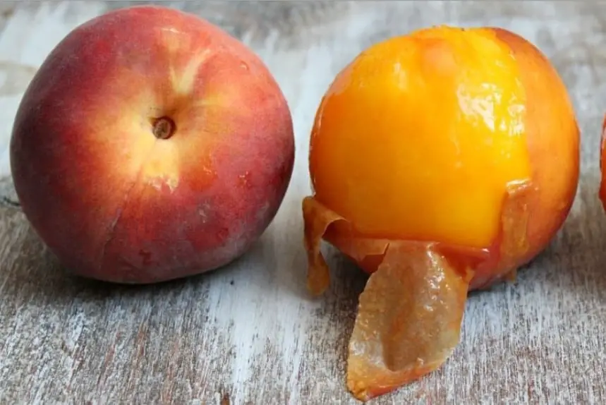 ¿La piel de durazno es segura para sus pollos?