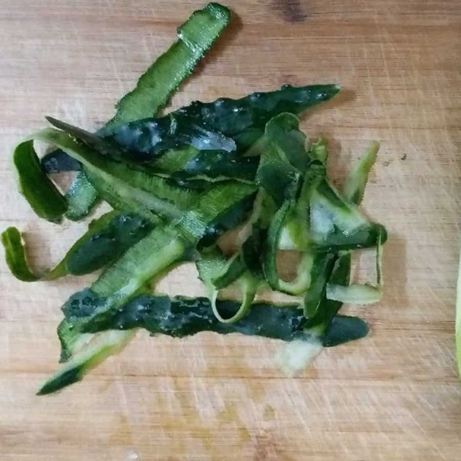 ¿Pueden los pollos comer cáscaras de pepino?