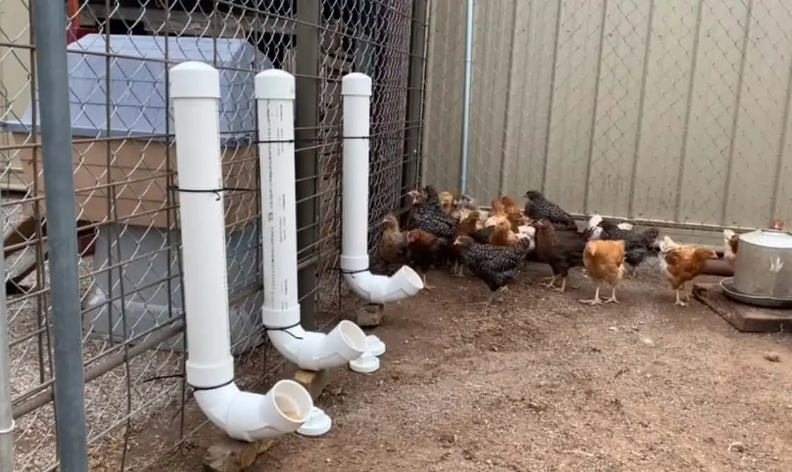 Alimentador de tubos de PVC de un orificio